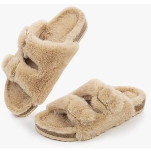 NWOT Faux Rabbit Fur Slide Sandals 7